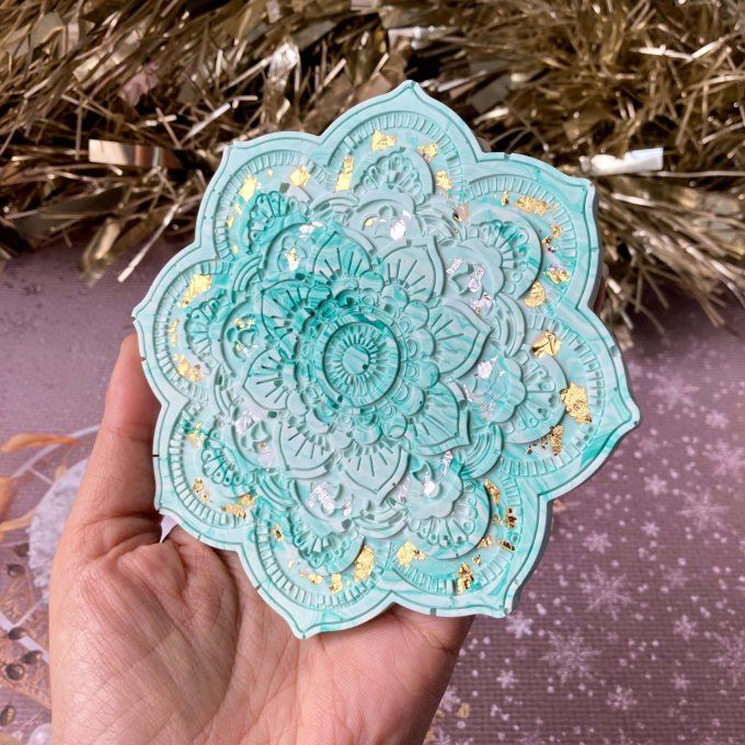 Coffret cadeau – Coupelle mandala verte et dorée, bracelet jonc et boucles d'oreilles Lune