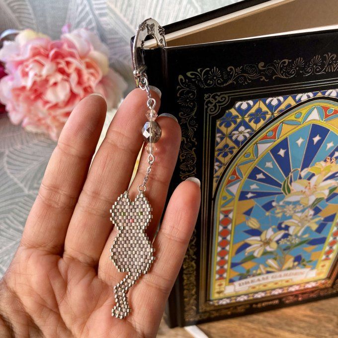 Marque-pages chat gris en perles Miyuki